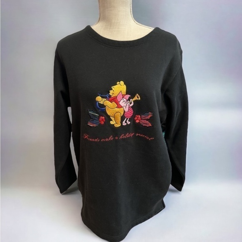 VINTAGE, 90’s Disney Christmas Sweater, size M, P2P 18in‎ approximately EUC​